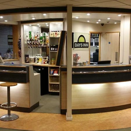 קאסל דונינגטון Days Inn By Wyndham Donington מראה חיצוני תמונה