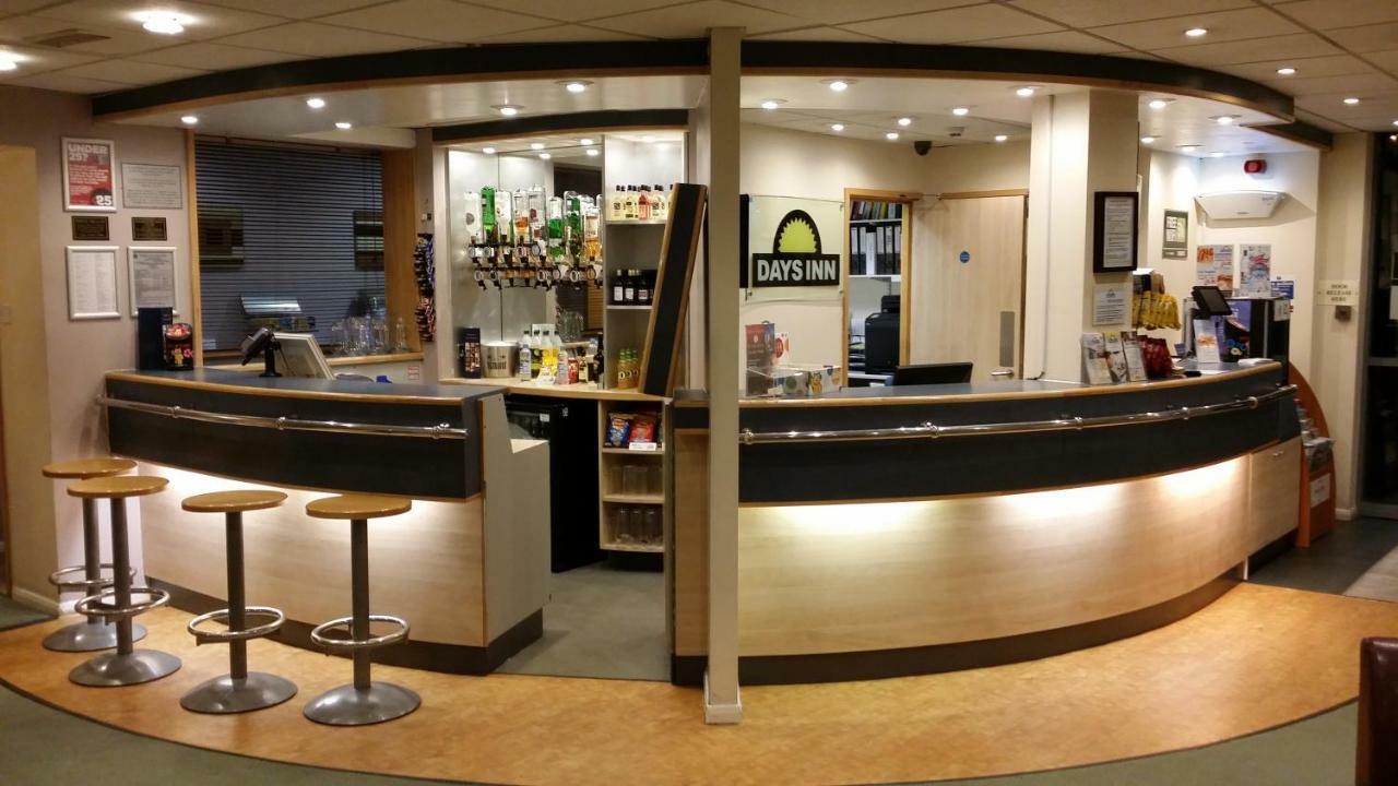 קאסל דונינגטון Days Inn By Wyndham Donington מראה חיצוני תמונה